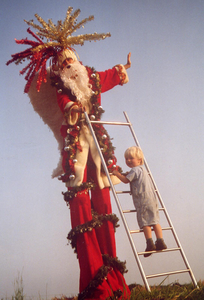 Luminée Stelzentheater - Weihnachtsriese